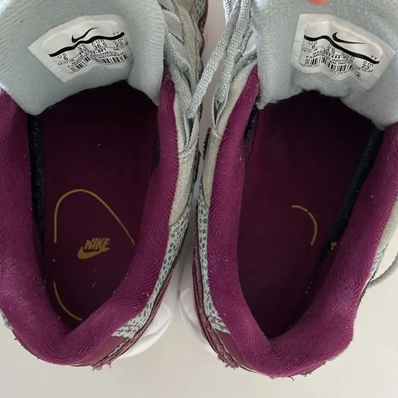 Nike Air Max 95 Sneakers - Picture 11 of 12